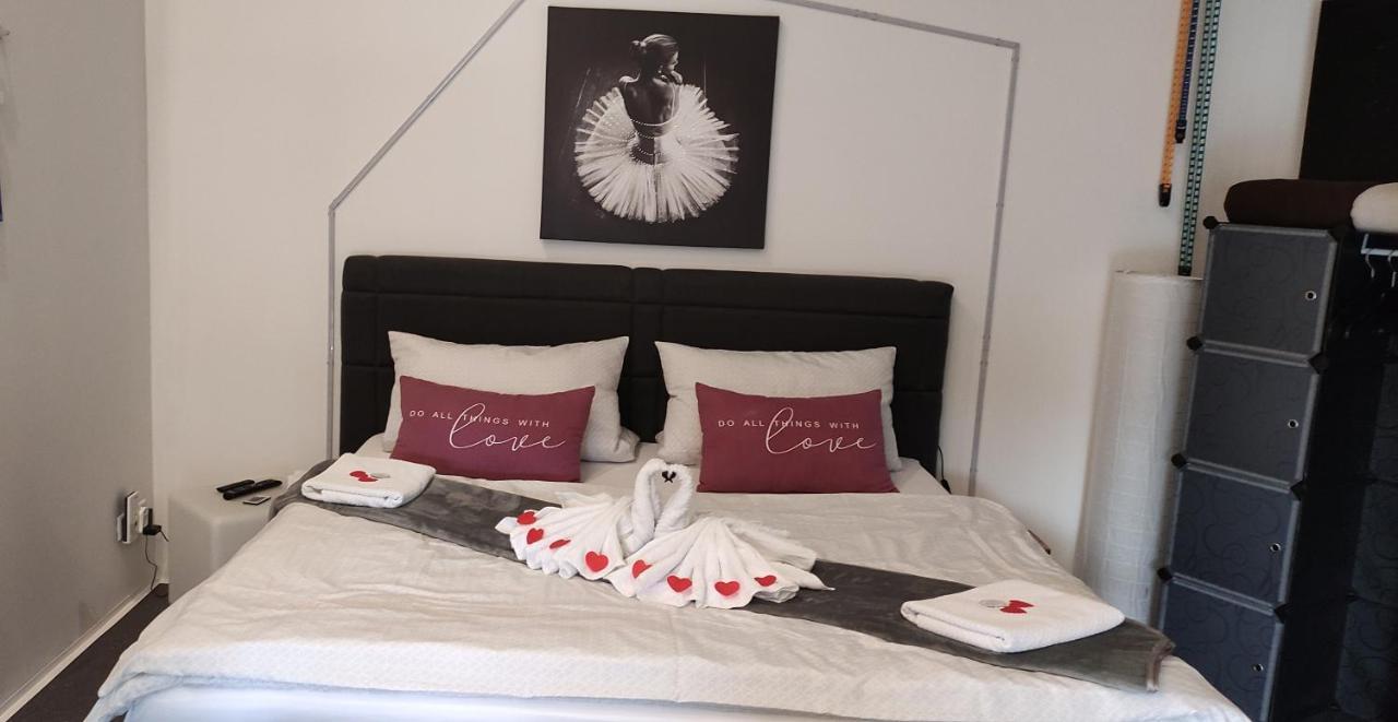 Studio Appartement Speichersdorf Eksteriør billede